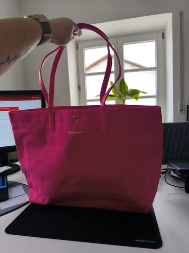 Tupperware shopper - tupperware,